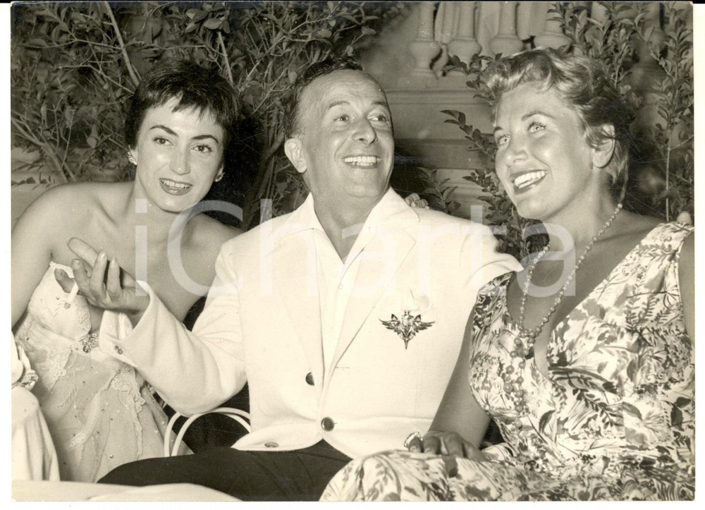 1955 ca RIMINI Oscar della Rivista - Kiki URBANI Tina DE MOLA con sarto SCHUBERT