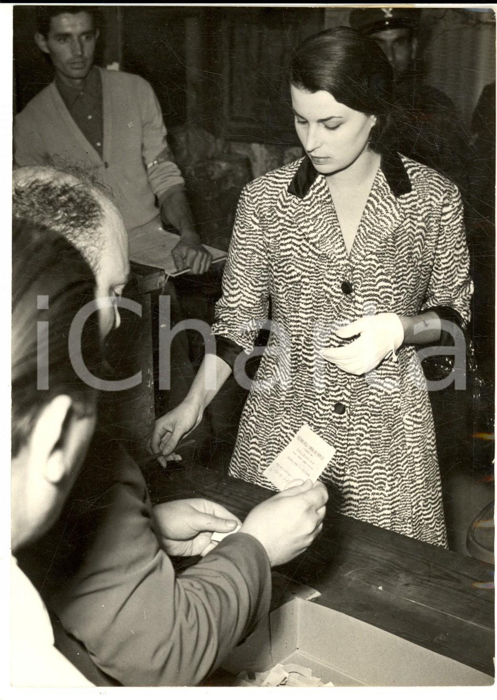 Elezioni 1953 ROMA L'attrice Silvana MANGANO alle urne - Foto 13x18 cm