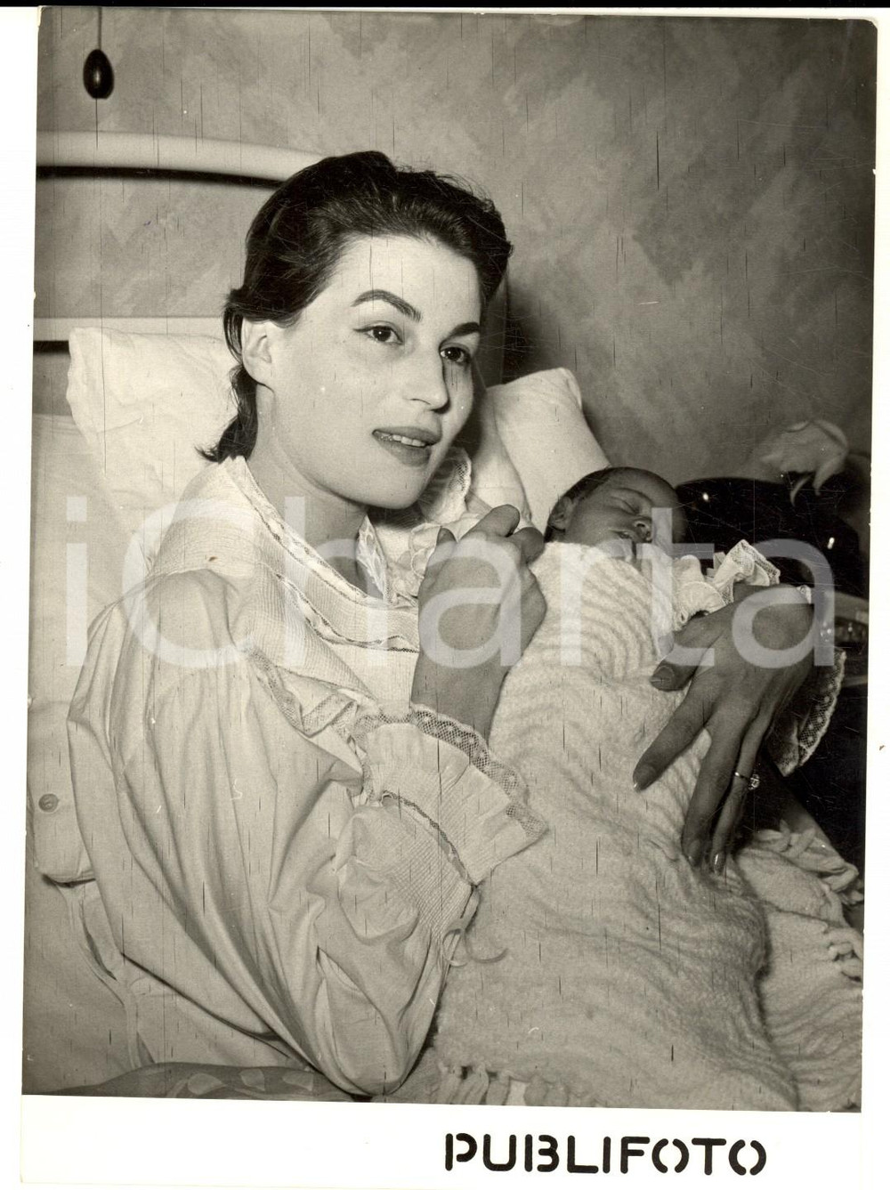1955 ROMA Silvana MANGANO con il figlio neonato Federico - Foto 13x18 cm