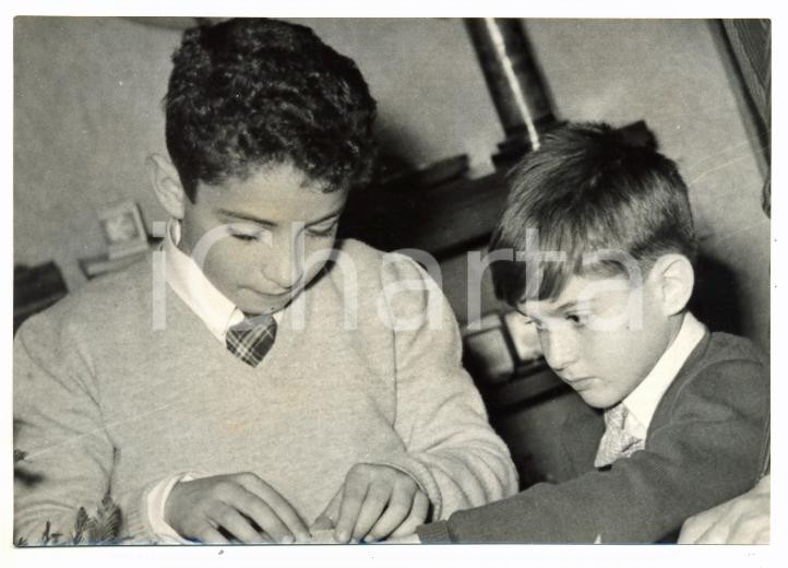 Fotografia d epoca originale 1950 ca CICLISMO Ritratto di Andrea e Luigi figli di Gino BARTALI Foto 17x12 cm 1
