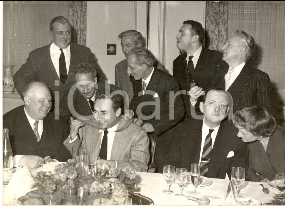 Fotografia d epoca originale 1954 PARIS Prix LOUISDELLUC  HenriGeorges CLOUZOT au diner Photo 18x13 1