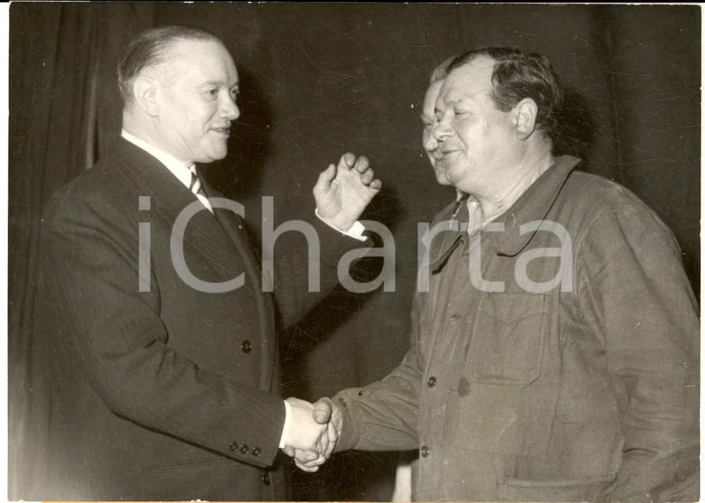 Fotografia d epoca originale 1953 PARIS Pierre DESCAVES nouvel administrateur ComédieFrançaise Photo 1