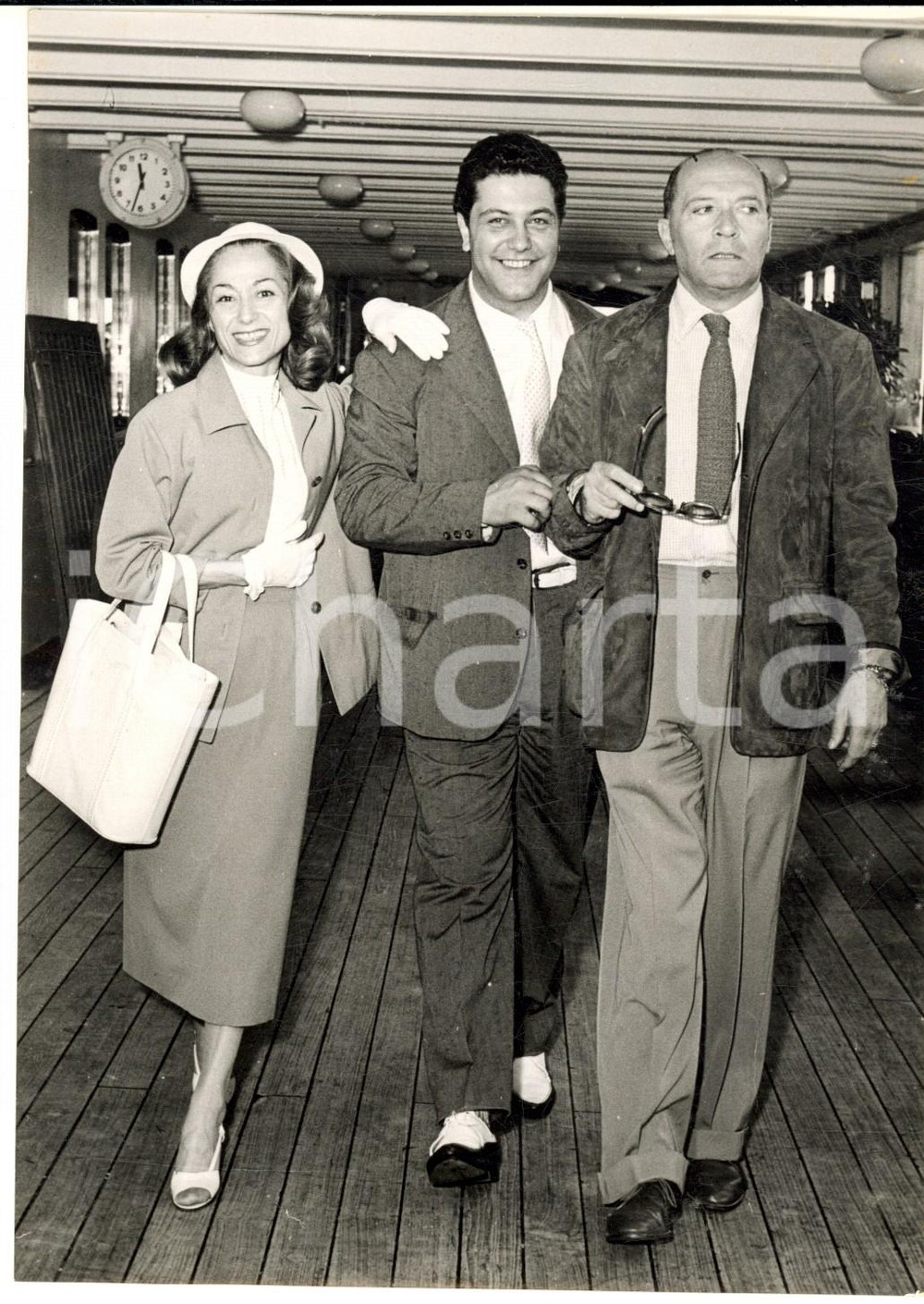 Fotografia d epoca originale 1955 GENOVA Eva MAGNI Renzo RICCI Franco ENRIQUEZ  Partenza per Sud America 1 1