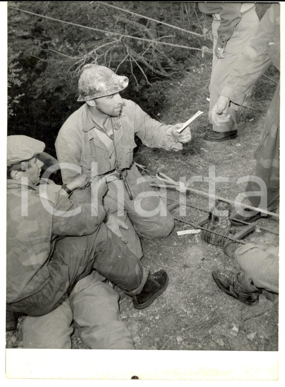 Fotografia d epoca originale 1954 SPLUGA DELLA PRETA Posta per Stefano BARTOLI al rientro dalla spedizione 1