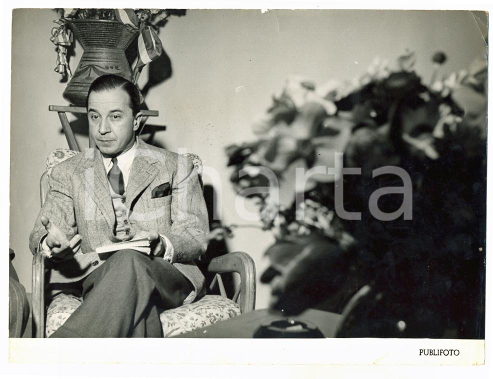 1954 TORINO Drammaturgo André ROUSSIN durante conferenza stampa *Foto 24x18 cm