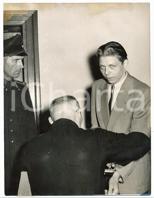 1953 LÜNEBURG Court of Assize - East Germany policeman faces trial for murder