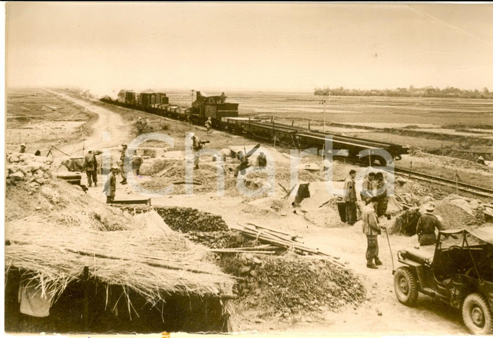 1954 GUERRA DEL VIETNAM Protezione della linea ferroviaria per HANOI *Foto 18x13