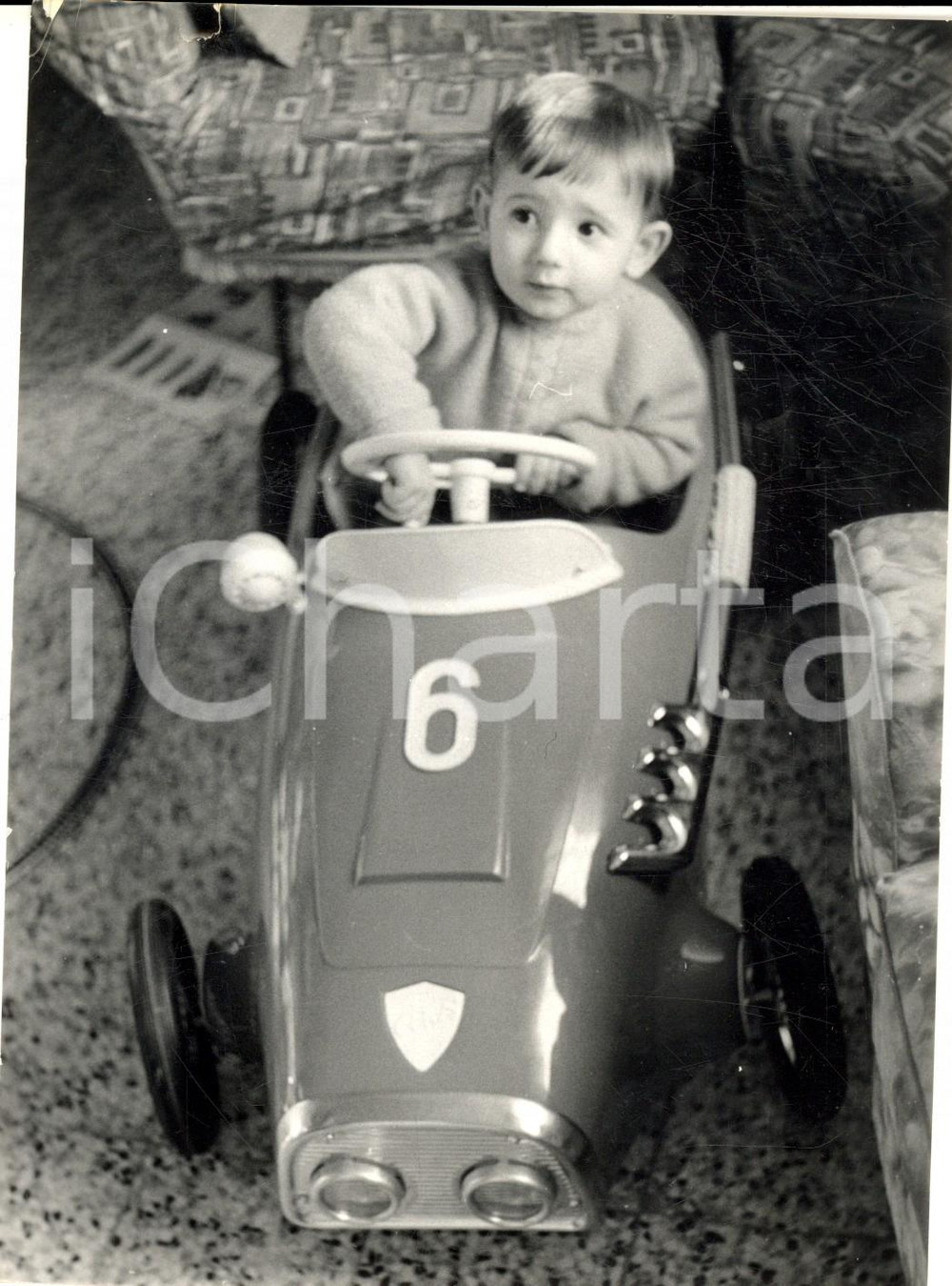 1962 TREVIGLIO - NATALE - Bambino con la macchinina giocattolo *Foto COSTUME