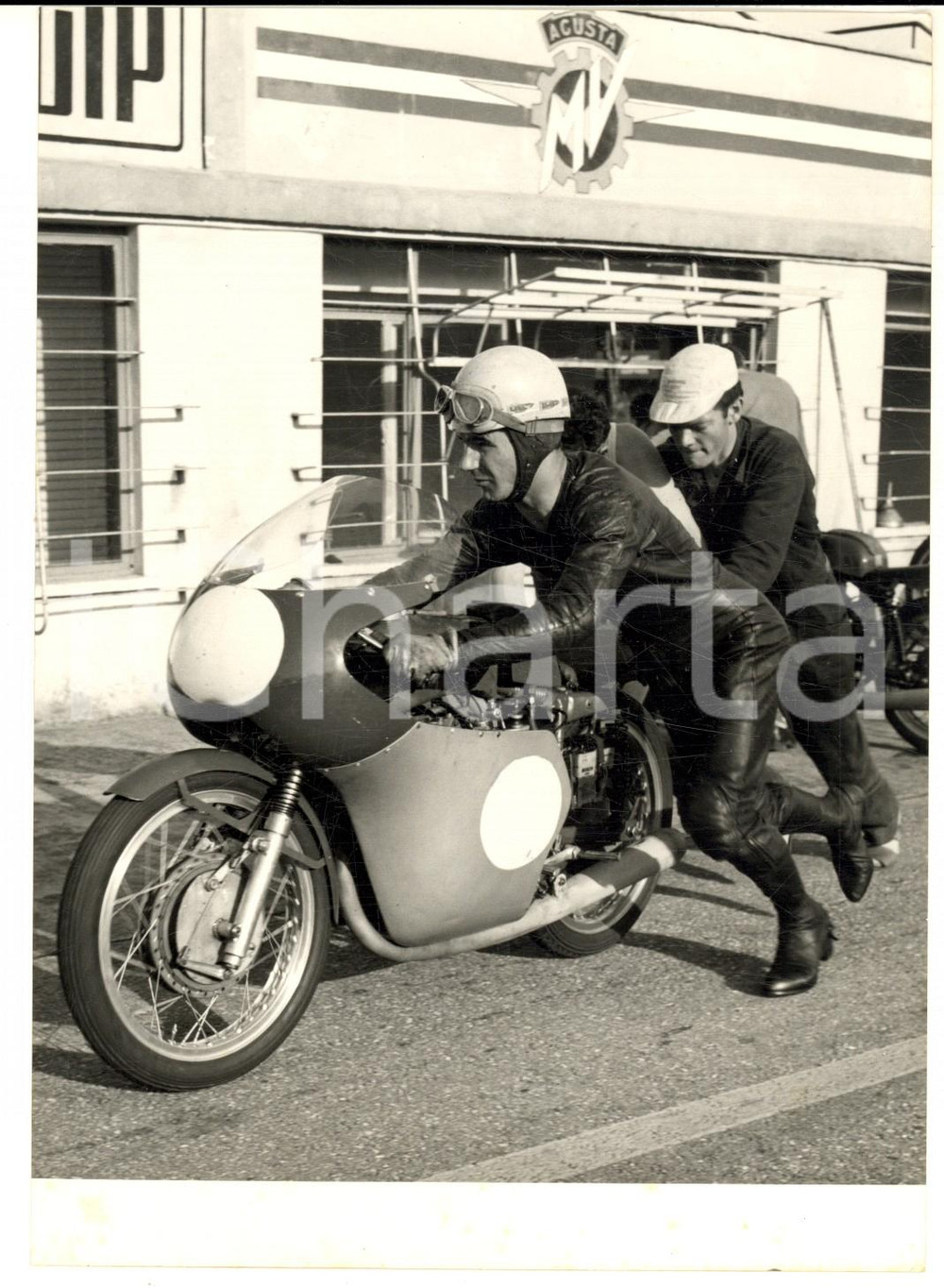 1958 MOTOCICLISMO MONZA Carlo UBBIALI prova 250 MV per TT Isle of Man - Foto
