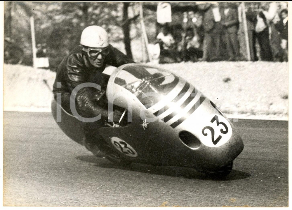1956 MONZA MOTOCICLISMO Carlo UBBIALI su MV 250 durante le prove *Foto 18x13 cm