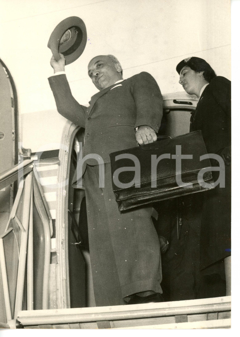 Fotografia d epoca originale 1958 ROMA Amintore FANFANI in partenza per Washington  Foto 13x18 cm 1