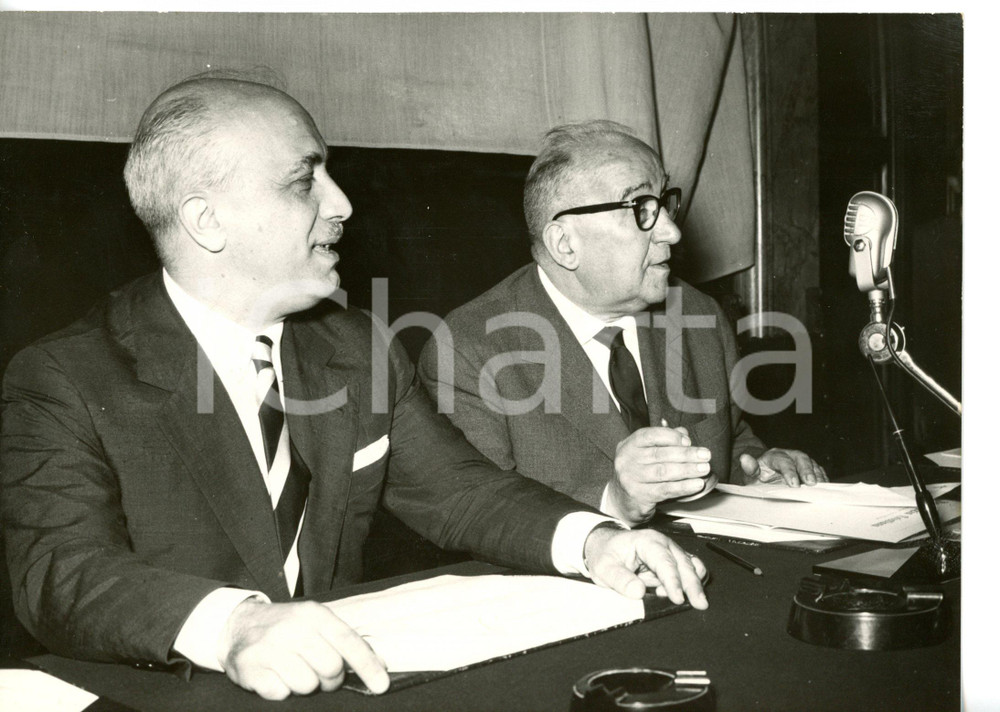 Fotografia d epoca originale 1958 ROMA Consiglio Nazionale DC  Amintore FANFANI con Adone ZONI  Foto 18x13 1