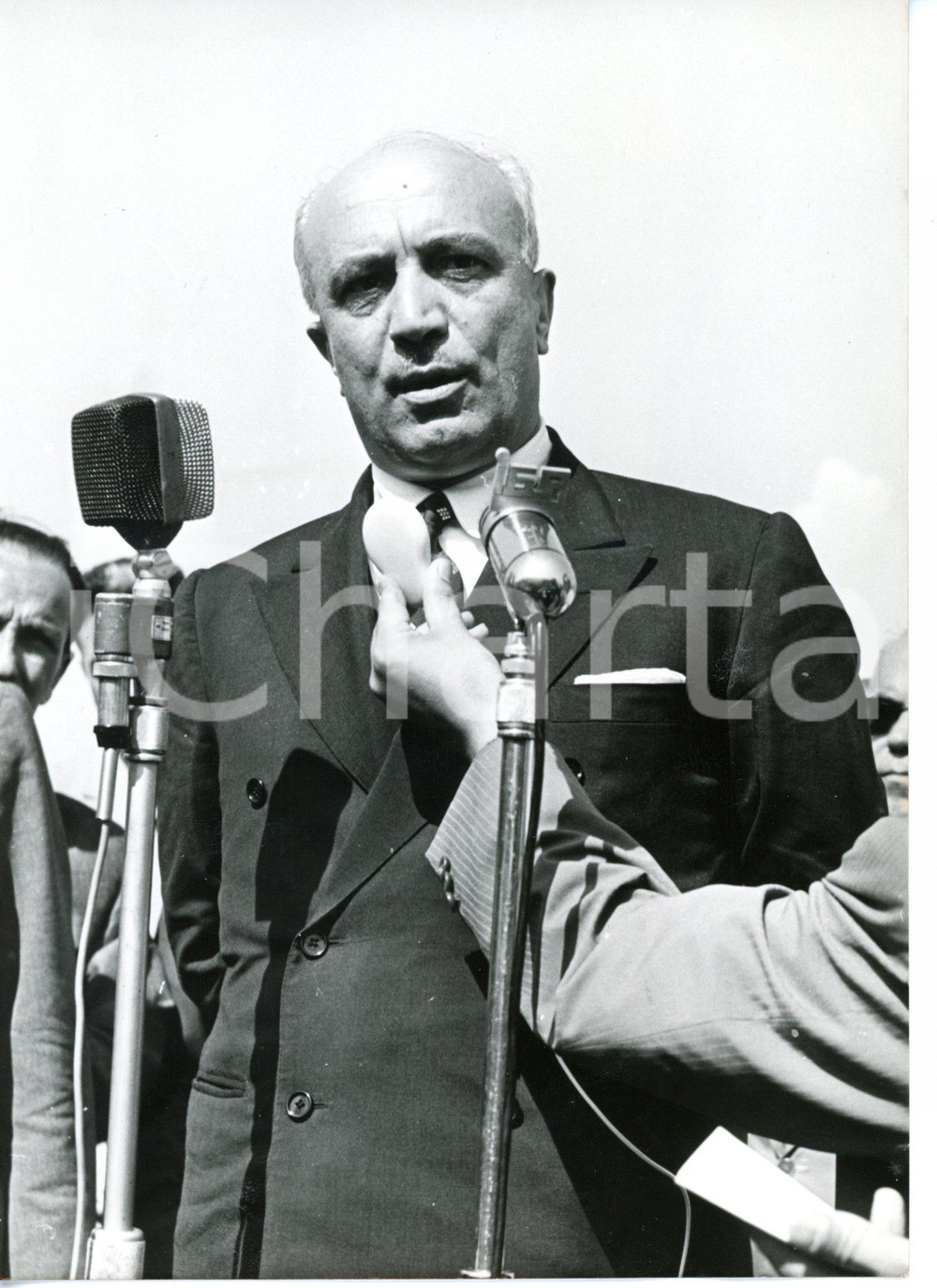 Fotografia d epoca originale 1958 ROMA Intervista ad Amintore FANFANI al rientro da Parigi Foto 13x18 cm 1