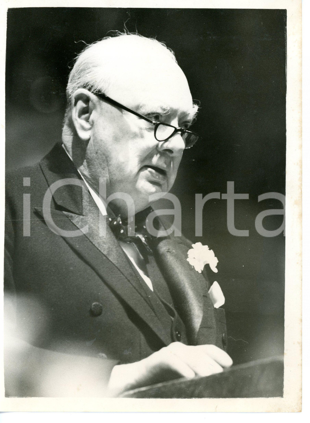 Fotografia d epoca originale 1956 LONDON Sir Winston CHURCHILL presiding Primrose League meeting Photo 15x20 1
