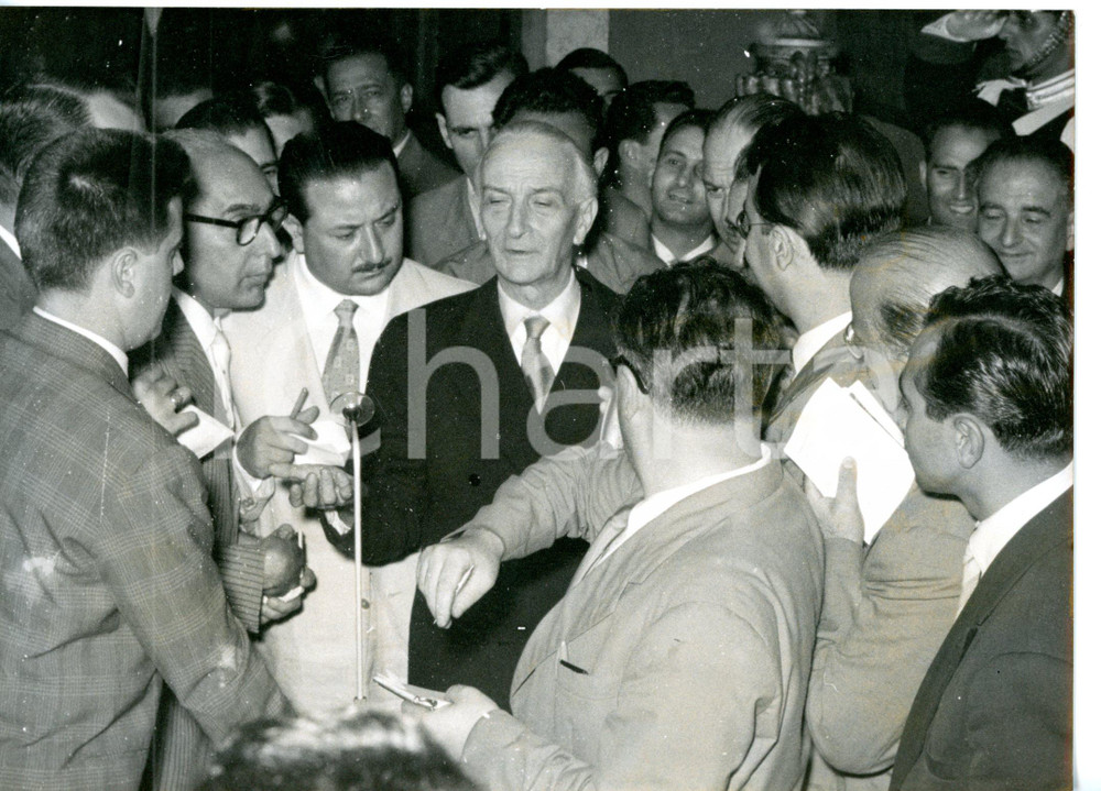 1955 ROMA Antonio SEGNI circondato dai giornalisti *Fotografia 18x13 cm
