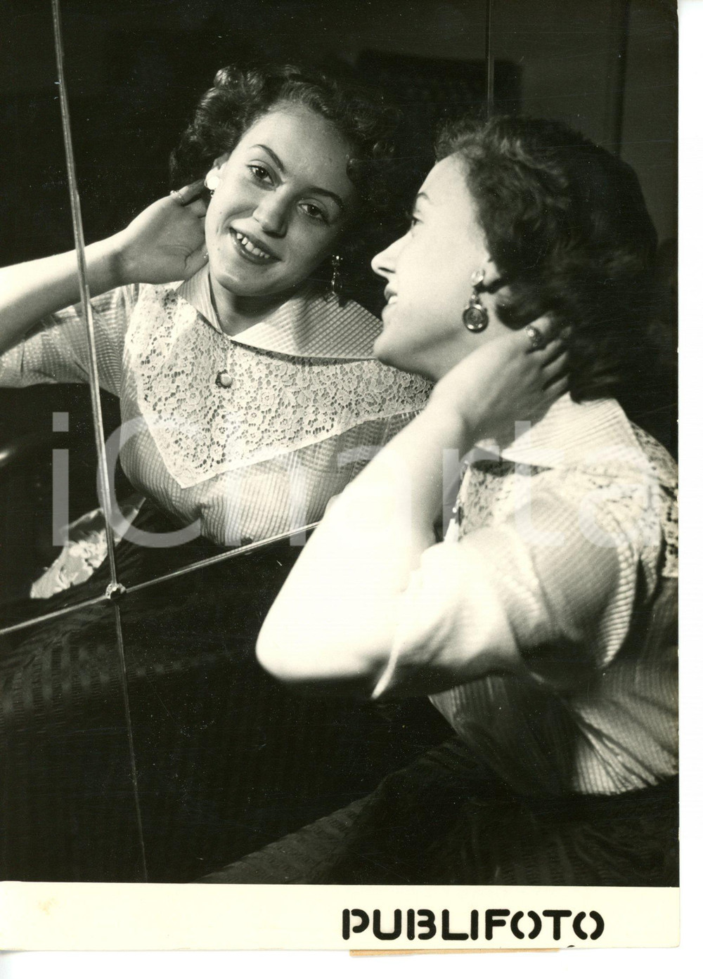 Fotografia d epoca originale 1954 ROMA L attrice Lucy VALNOR allo specchio Foto ARTISTICA 13x18 cm 1