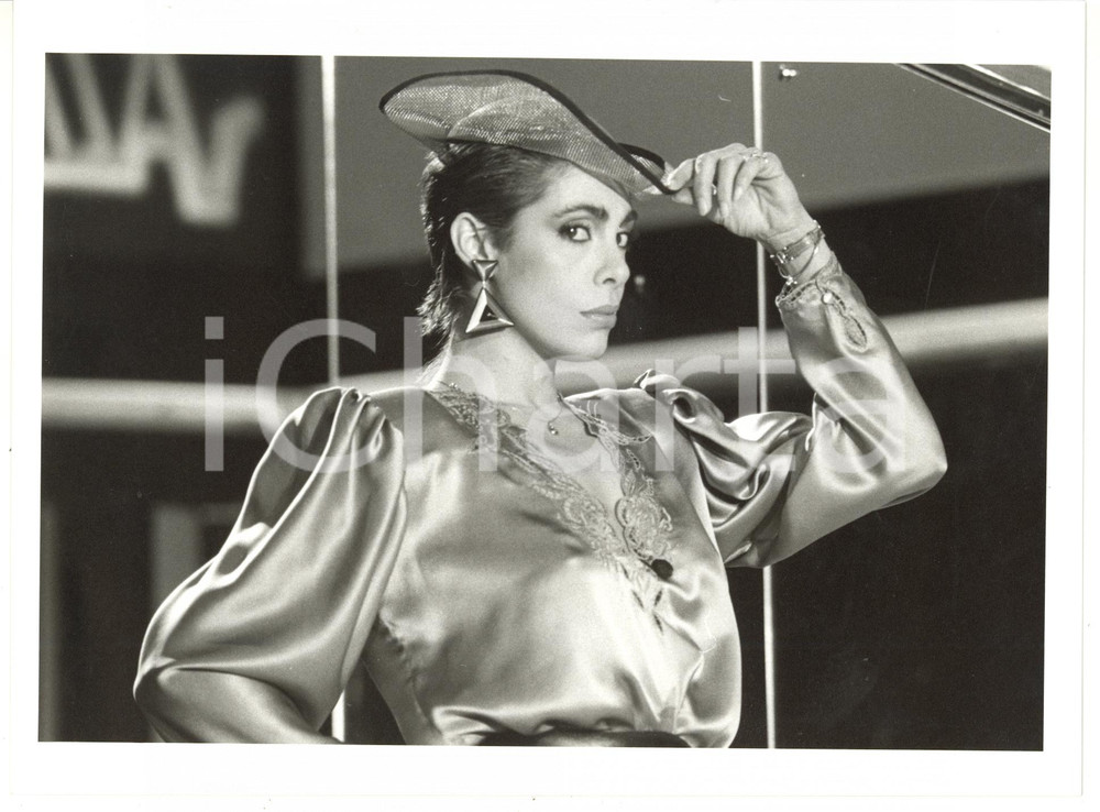 1985 ca (Ristampa 1990) PREMIATISSIMA Nadia CASSINI sensuale in abito di seta