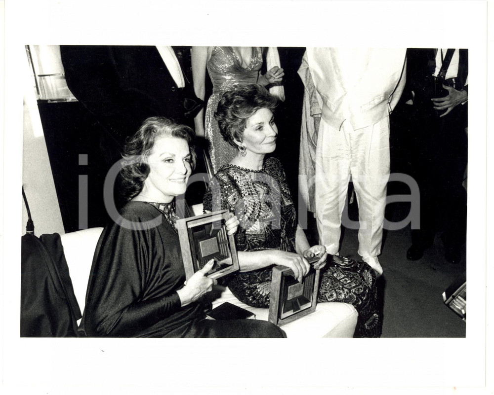 1987 FESTIVAL DI CANNES Omaggio speciale per Jane RUSSELL e Jean SIMMONS - Foto