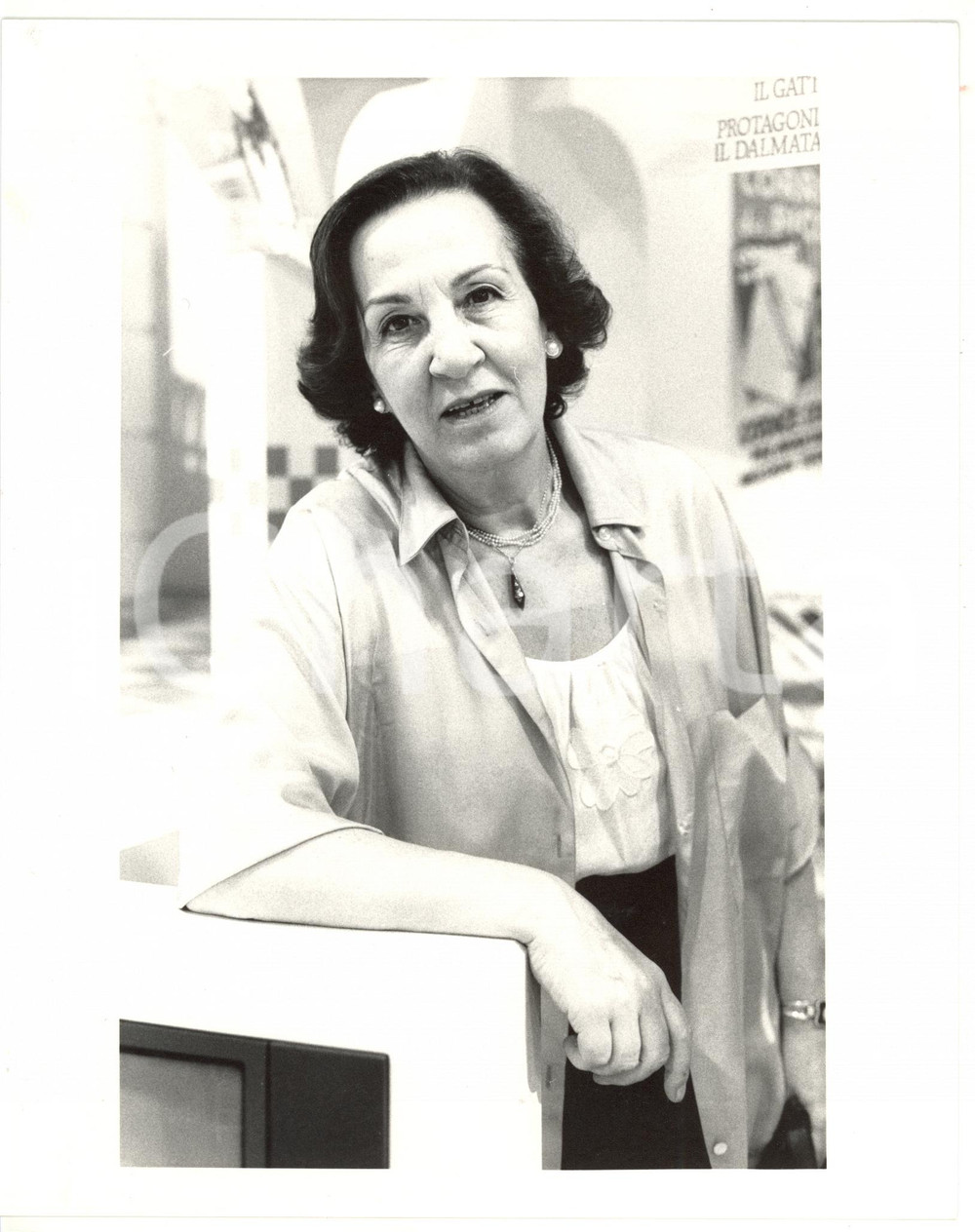 1990 ca MILANO Ritratto della scrittrice Laura GRIMALDI *Foto 20x25 cm