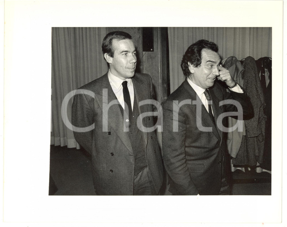 1990 ca MONTEDISON Carlo SAMA con Carlo BRUNO *Foto 25x20 cm Fotografia di agenzia. CONDIZIONI: FAIR (bassa qualit&agrave; di stampa)FORMATO: 25x20 cm  originale e autentica 1