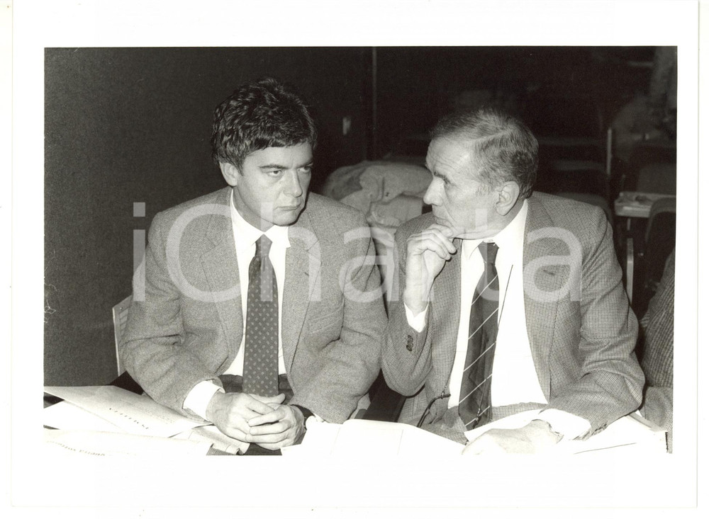 1986 MILANO Convegno POLITEIA - Enzo TORTORA discute con Claudio MARTELLI - Foto
