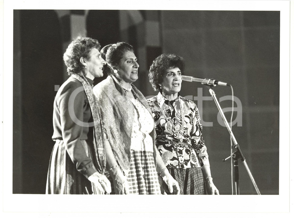 1990 ca MAURIZIO COSTANZO SHOW Esibizione delle Sorelle BETTINELLI *Foto 24x18