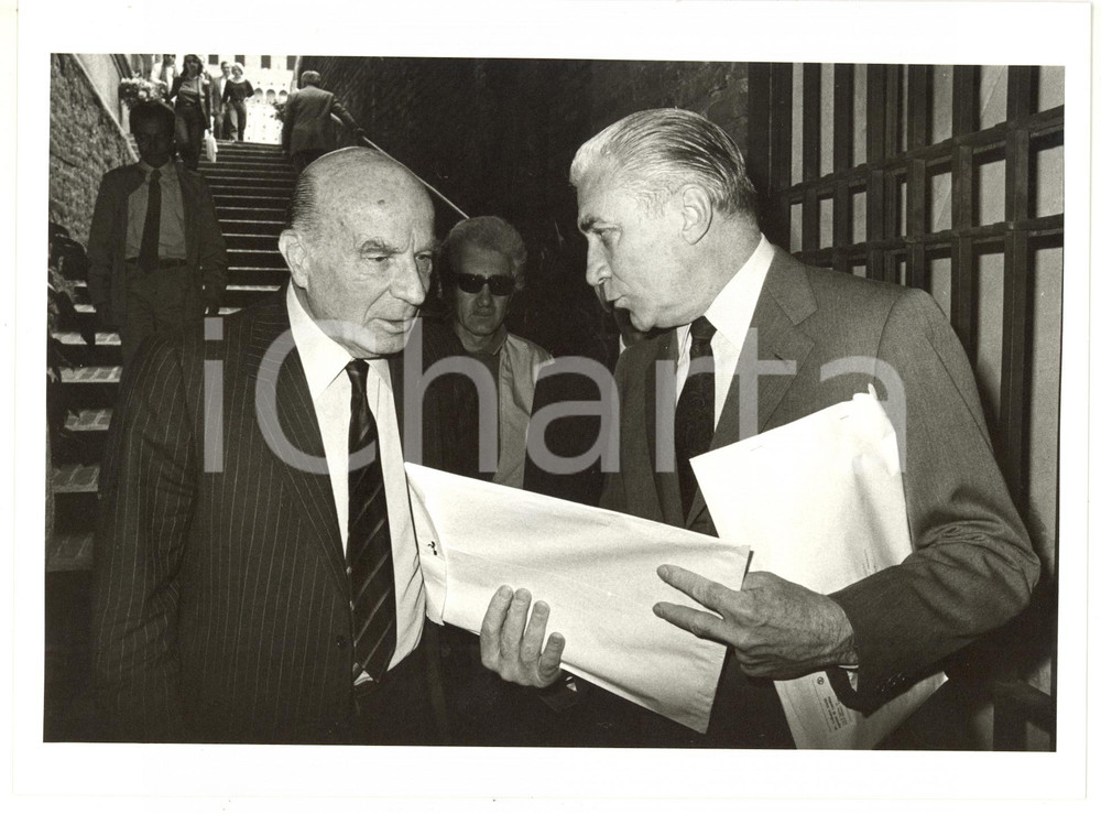 1985 ca TRIBUNALE DI MILANO Guido CARLI con Urbano ALETTI *Foto 24x18 cm