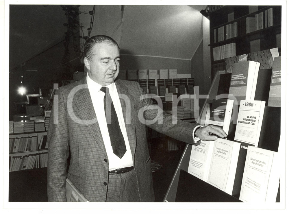 1985 MILANO Casa editrice IPSOA - Ritratto del direttore Pietro ANGELI *Foto