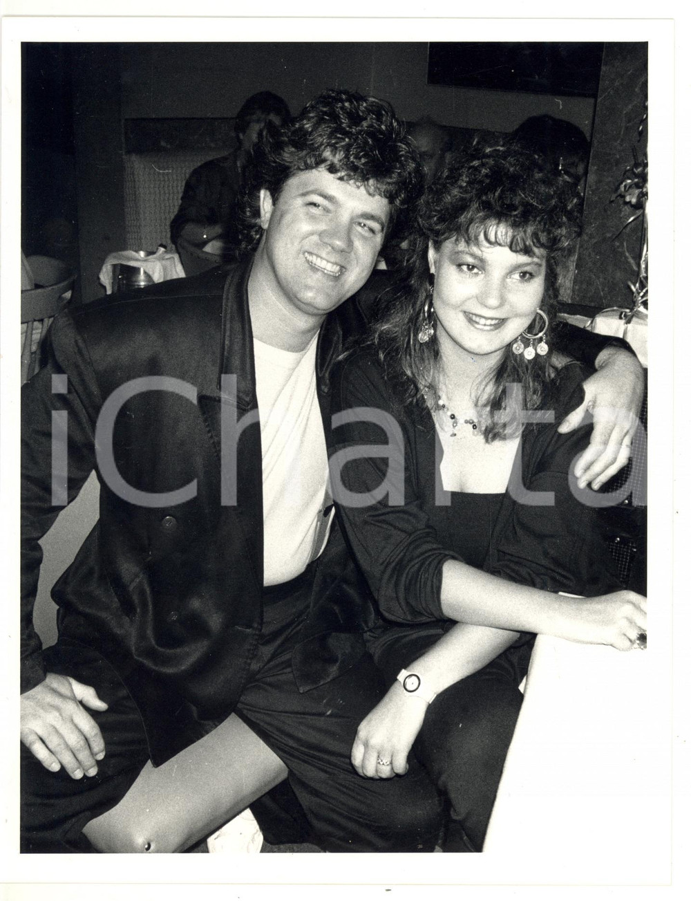 1988 NEW YORK Maria BURTON con il marito Steve CARSON a un party *Foto 18x23