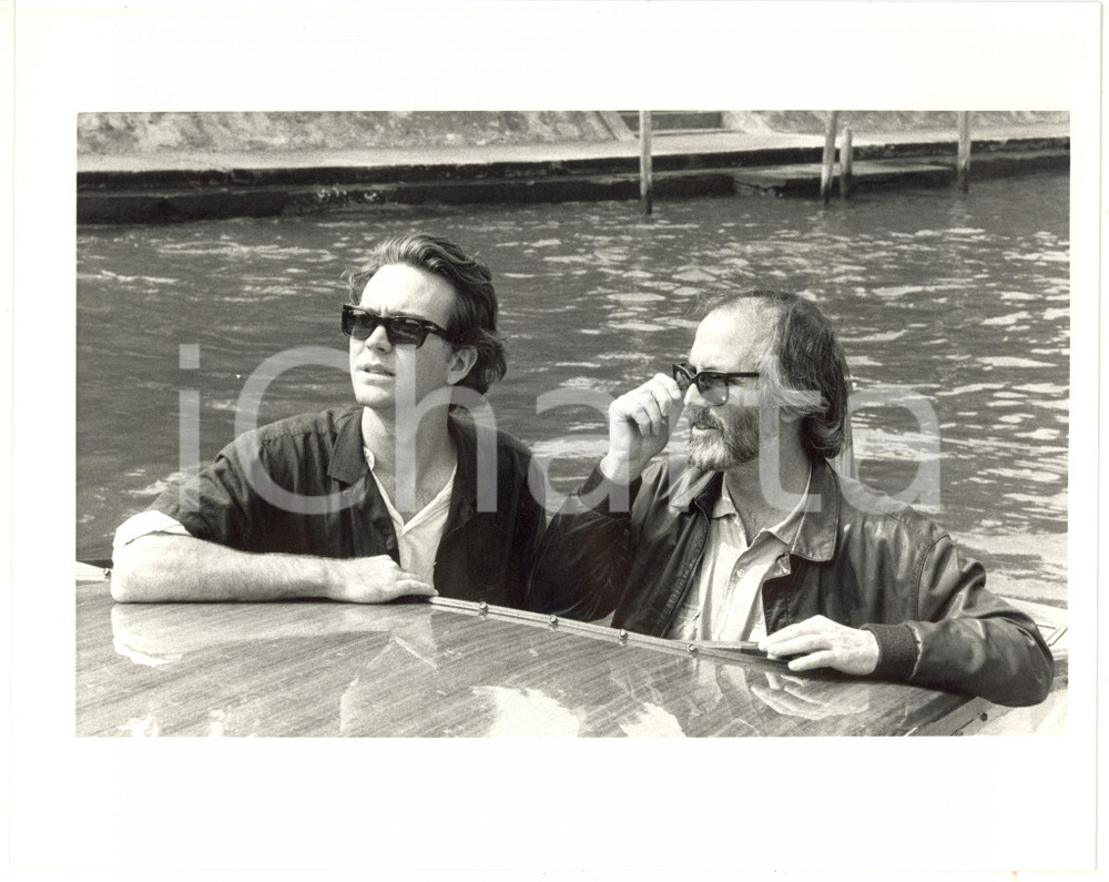 1987 VENEZIA Mostra del Cinema - Alan RUDOLPH e Timothy HUTTON in motoscafo 