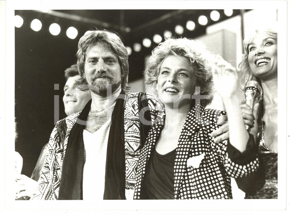 1984 UN DISCO PER L'ESTATE I vincitori Tony ESPOSITO e Roberta VOLTOLINI *Foto