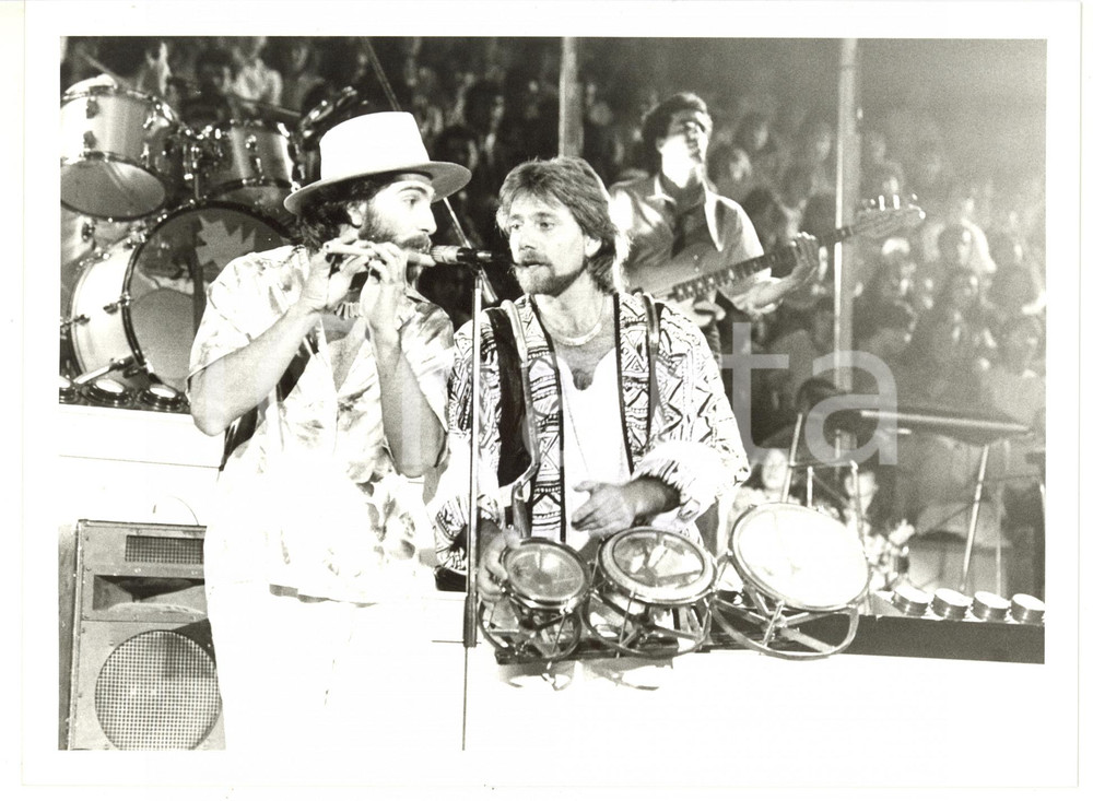 1984 UN DISCO PER L'ESTATE - MUSIC Tony ESPOSITO si esibisce sul palco *Foto