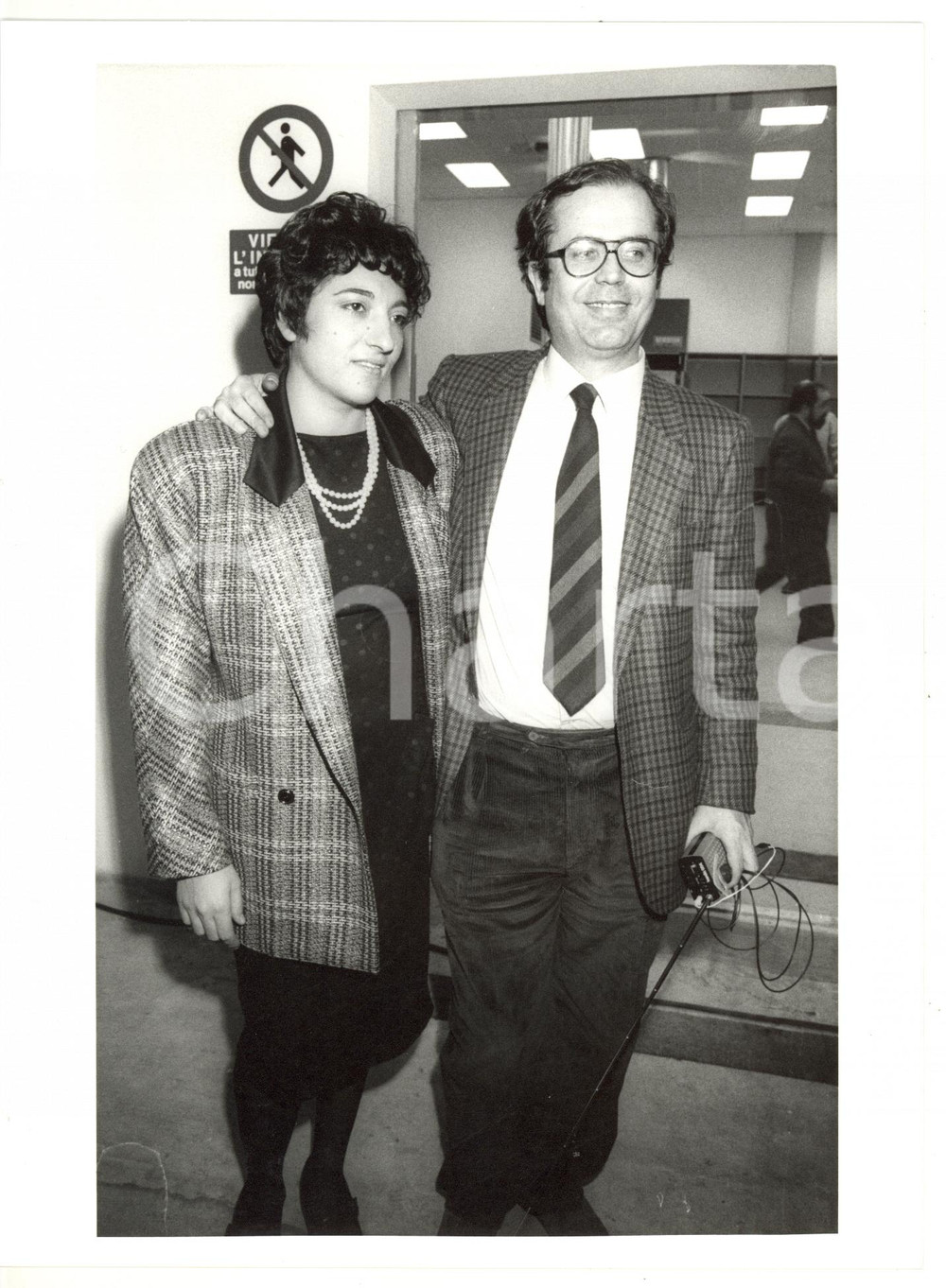 1990 ca ITALIA OGGI Direttore Marco BORSA con la moglie *Foto 18x24 cm