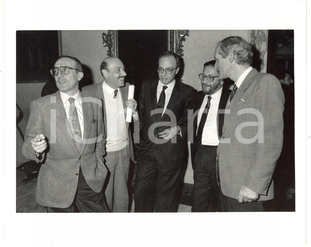 Fotografia d epoca originale 1990 ca MILANO  MSI Alfredo MANTICA  Riccardo DE CORATO Foto 25x20 cm 1