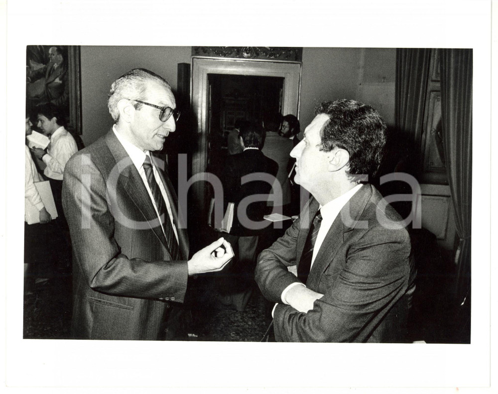 Fotografia d epoca originale 1990 ca MILANO Ritratto del giornalista Sergio BORSI Foto 25x20 cm 1