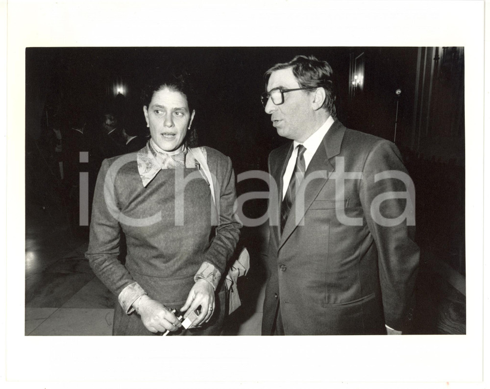 Fotografia d epoca originale 1990 ca MILANO Gaetano MORAZZONI con Ludina BARZINI  Foto 25x20 cm 1