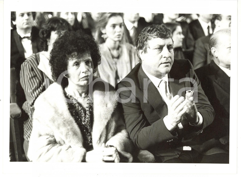 1990 ca NAPOLI Il cantante Mario MEROLA con la moglie *Foto VINTAGE 24x18 cm