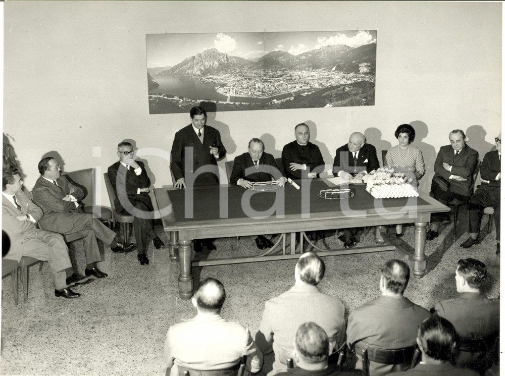 1966 LECCO Acciaieria e Ferriera CALEOTTO Premiazione dipendenti anziani (12)