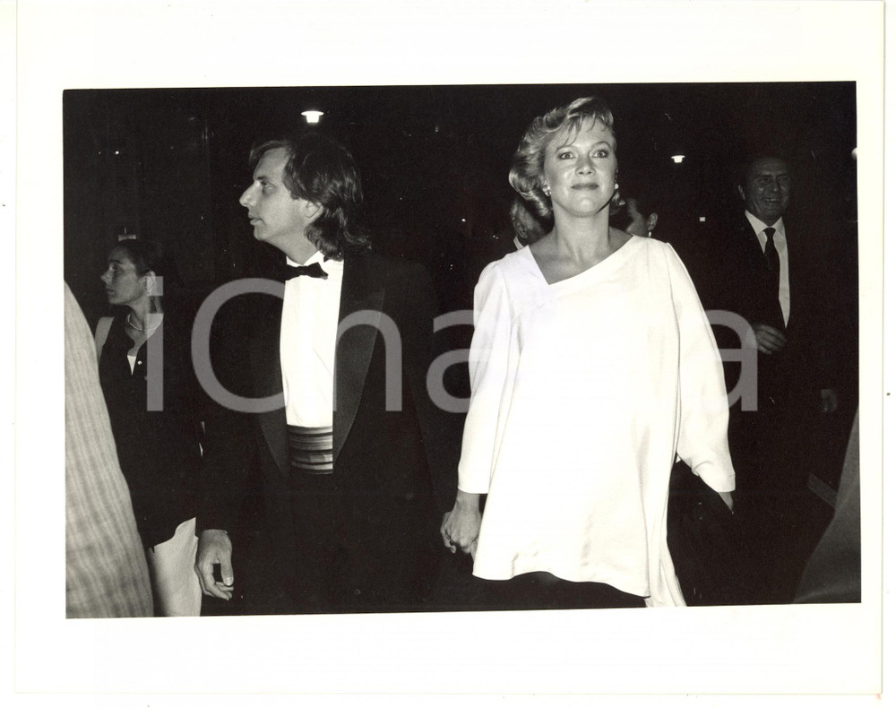 1985 ca VENEZIA Mostra del Cinema - Kathleen TURNER con il marito Jay WEISS