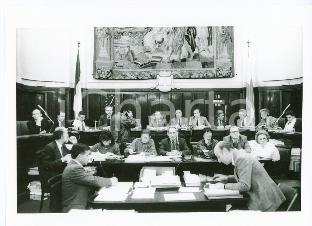 1986 MILANO Sala Consiglio Comunale con il sindaco Carlo TOGNOLI *Foto 24x18 cm