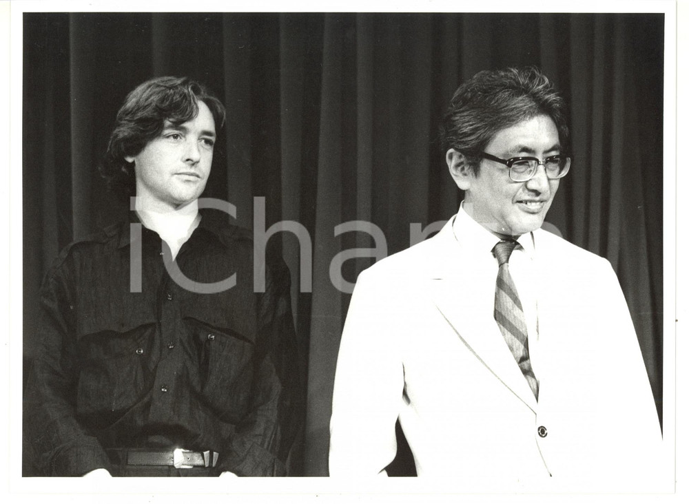 1986 CANNES - CINEMA Nagisa OSHIMA con Jean-Michel JARRE sul palco *Foto 24x18