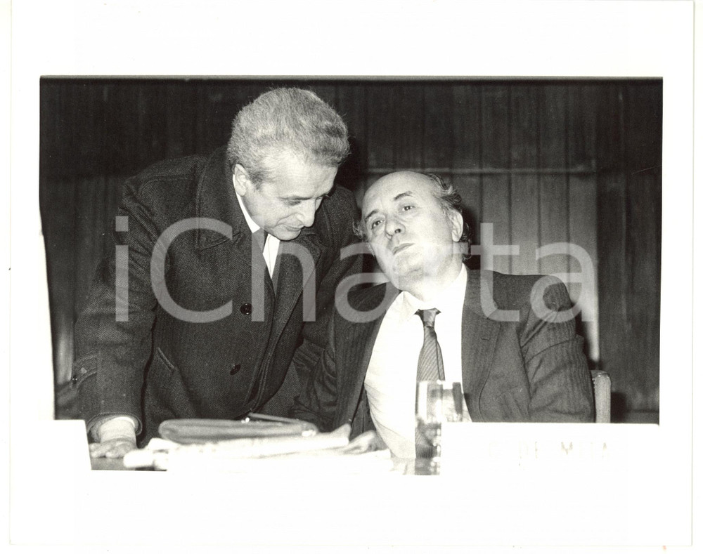 1985 MILANO - DC Vittorino COLOMBO con Ciriaco DE MITA *Foto VINTAGE 25x20