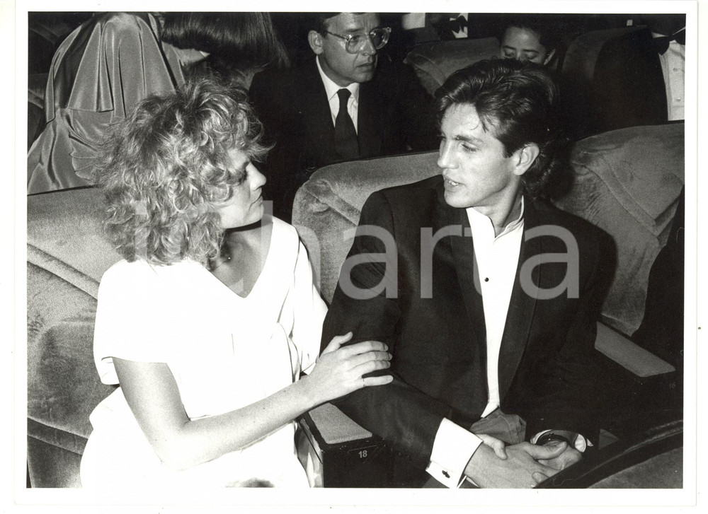 1990 ca CANNES Festival del Cinema - Eric ROBERTS in platea con la moglie Eliza