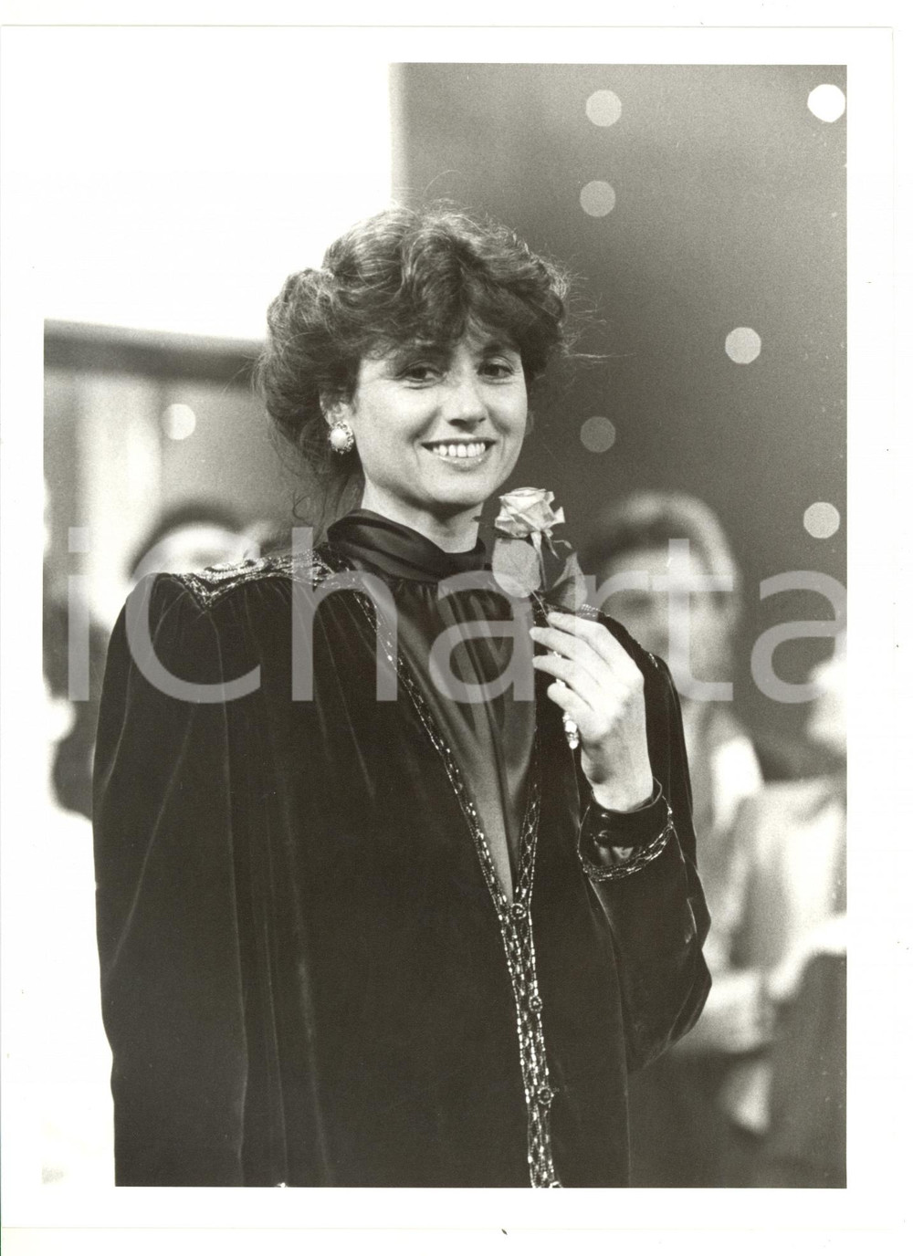1985 FESTIVAL DI SANREMO Ritratto di Gigliola CINQUETTI sul palco *Foto 18x24 cm