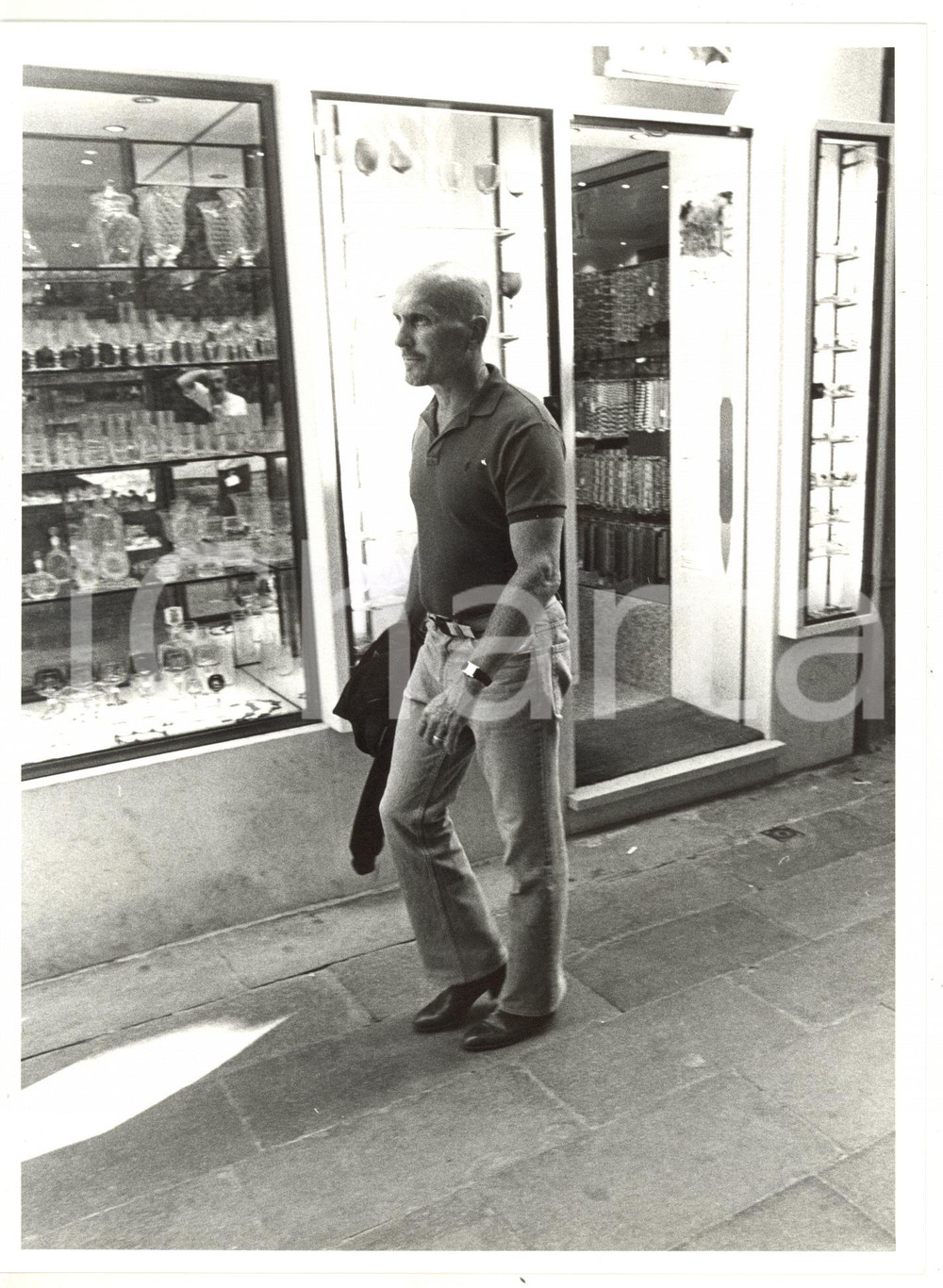1985 VENEZIA - CINEMA Robert DUVALL a passeggio in città - Foto 18x24 cm
