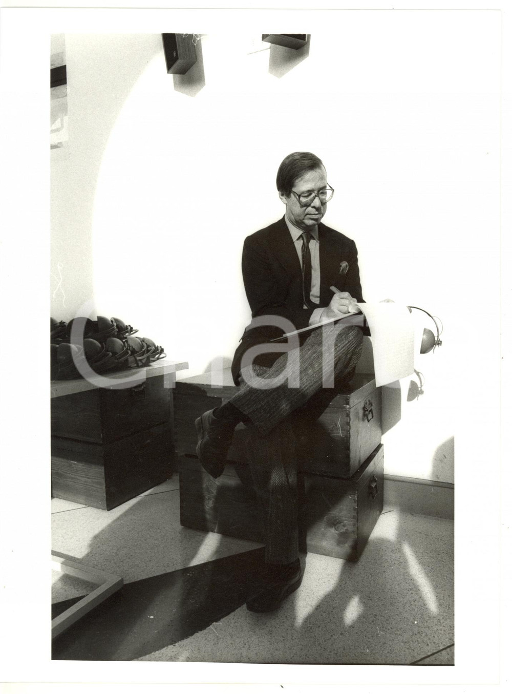 1986 MILANO Convegno POLITEIA - Ronald DWORKIN *Foto VINTAGE Fotografia di agenzia. CONDIZIONI: G (lievi difetti di stampa)FORMATO: 18x24 cm  originale e autentica 1