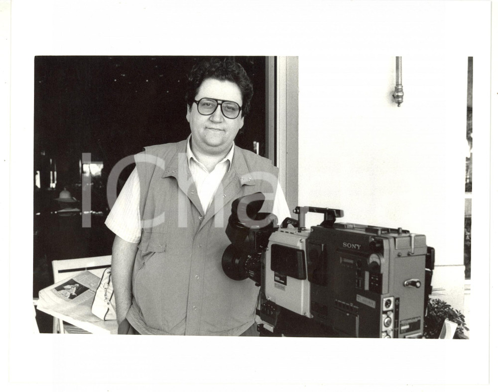 1985 ca RAI Vincenzo MOLLICA dietro la macchina da presa *Foto VINTAGE 25x20 cm