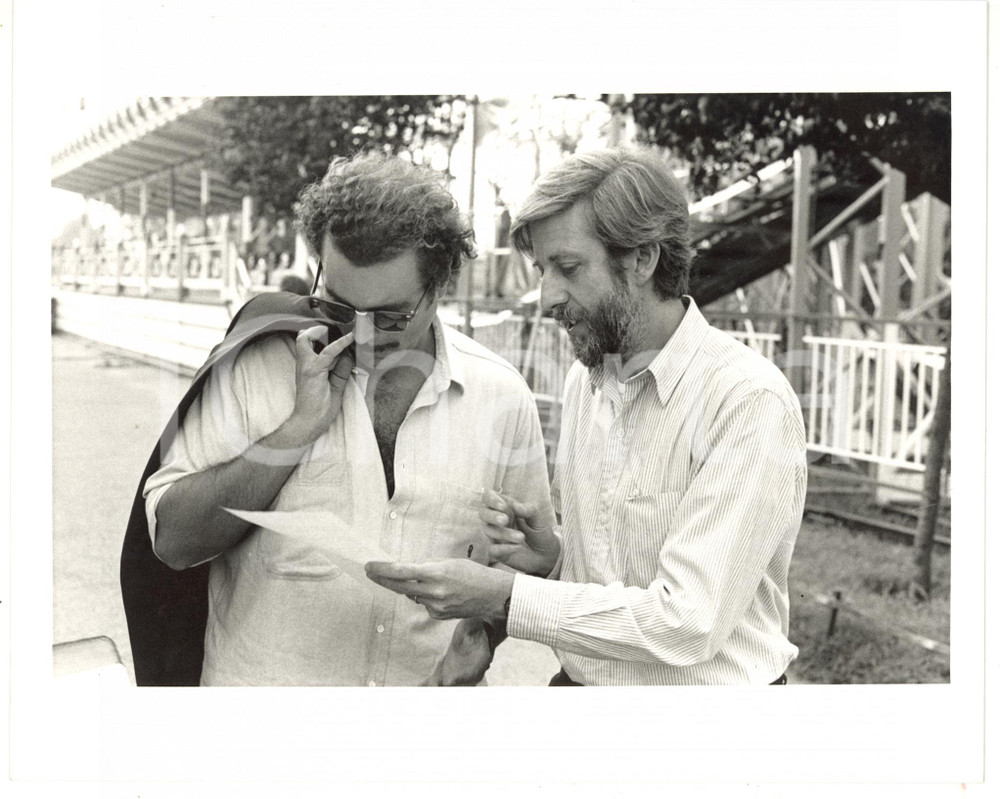 1991 COMMISSARIO CORSO - NOTTE DI LUNA Diego ABATANTUONO Alberto SIRONI Foto 1 Fotografia di agenzia. CONDIZIONI:GOOD/buonoFORMATO: 25x20 originale e autentica 1