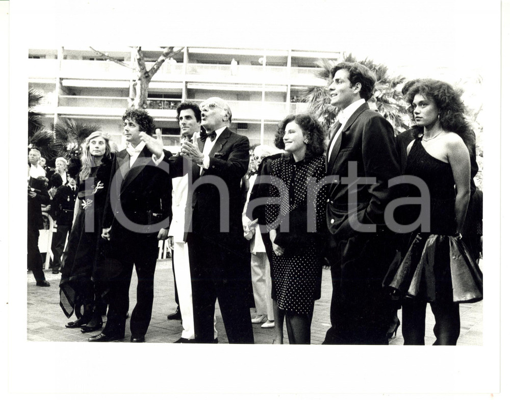 1987 CANNES Francesco ROSI con la figlia Carolina all'arrivo *Fotografia 25x20