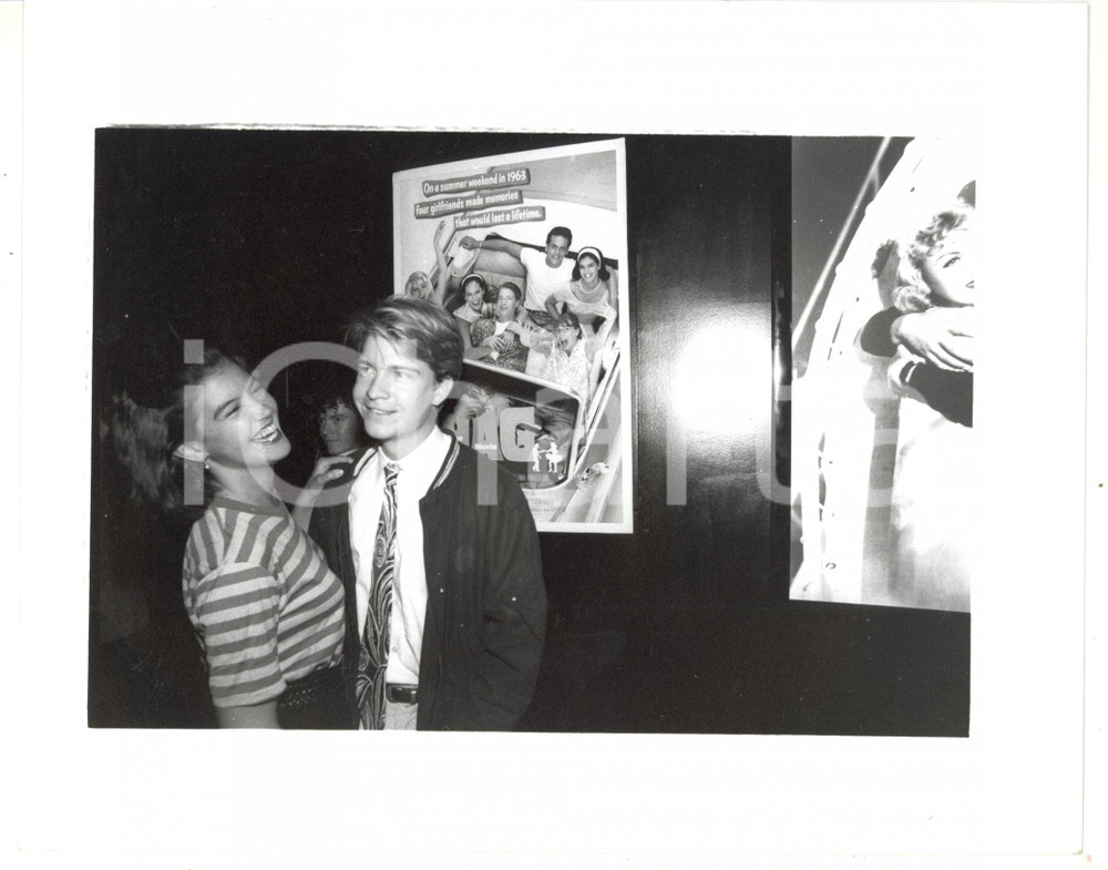 1989 CINEMA Phoebe CATES con Scott COFFEY alla prima del film "Shag" *Foto 25x20
